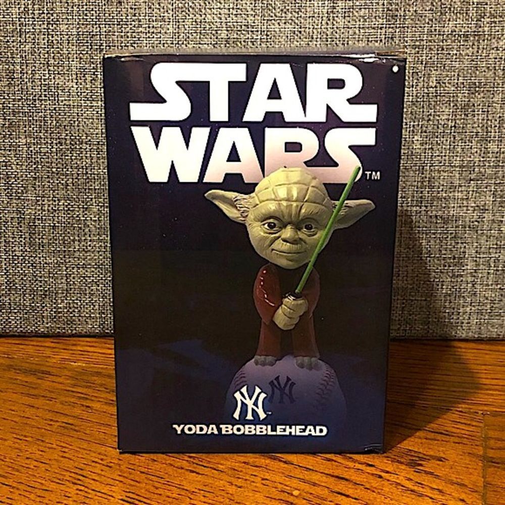 NY YANKEES YODA Bobblehead New York Yankees SGA NIB 5/25/2022